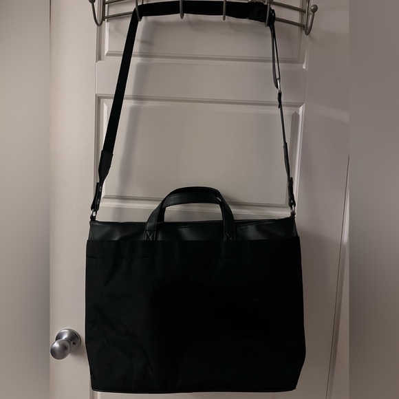 Versace Parfums black Canvas - Picture 4 of 6